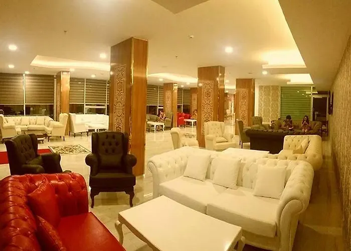 Bayar Garden Beach Hotel
